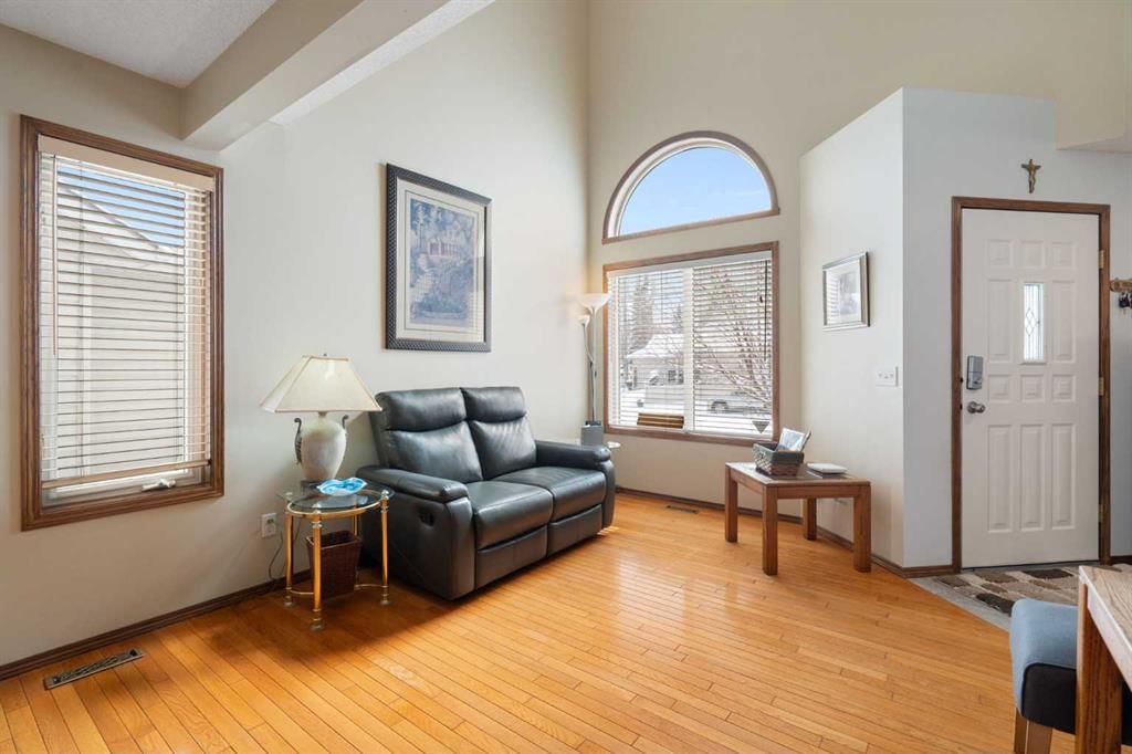 80 Chaparral Road SE, Calgary — photo 5 of 50