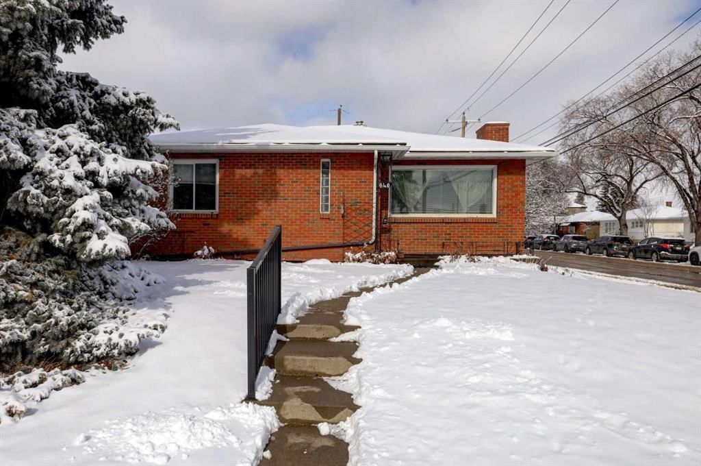 640 17 Avenue NE, Calgary — photo 2 of 34
