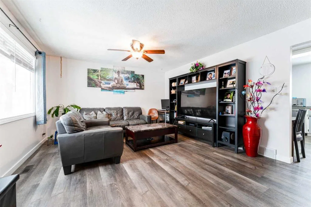 119 Mardale Crescent NE, Calgary — photo 3 of 50