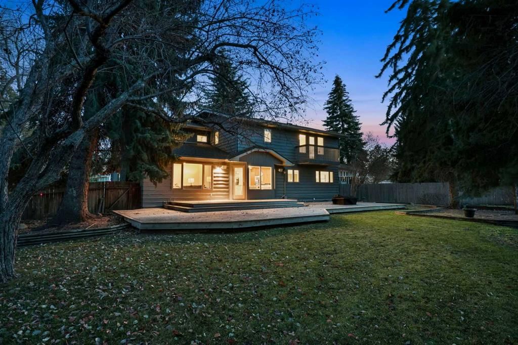 723 Willamette Drive SE, Calgary — photo 2 of 50