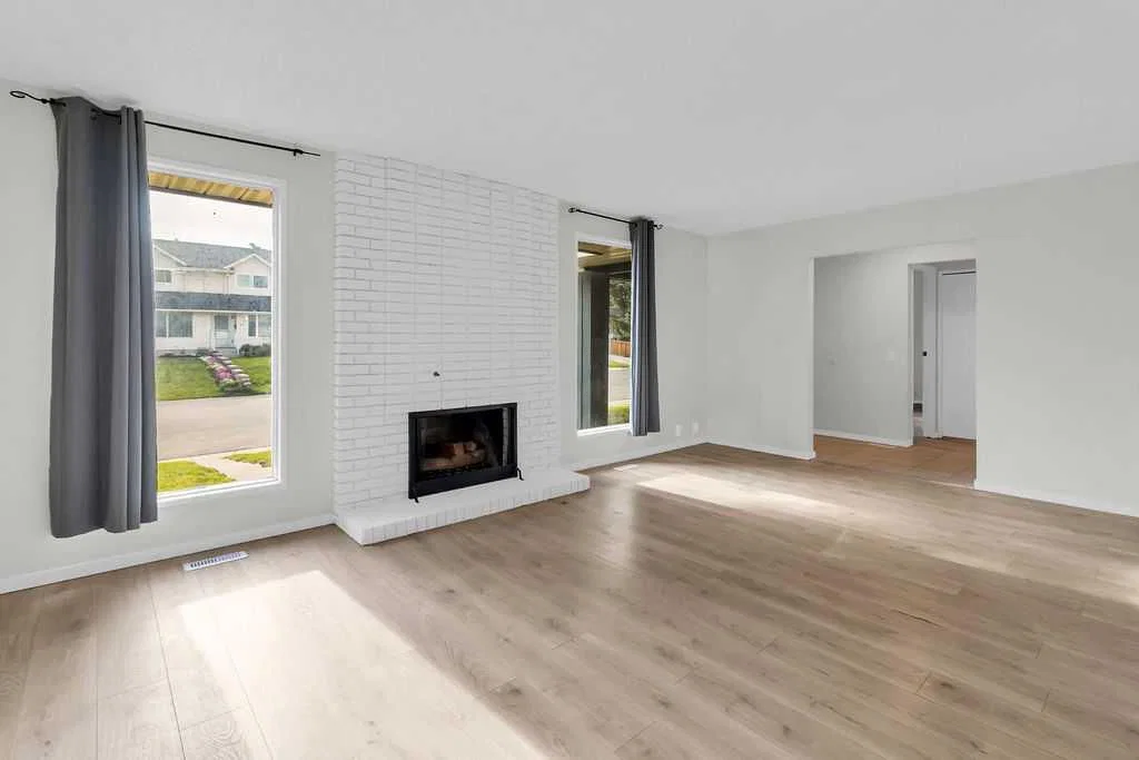 10 Radcliffe Crescent SE, Calgary — photo 3 of 46