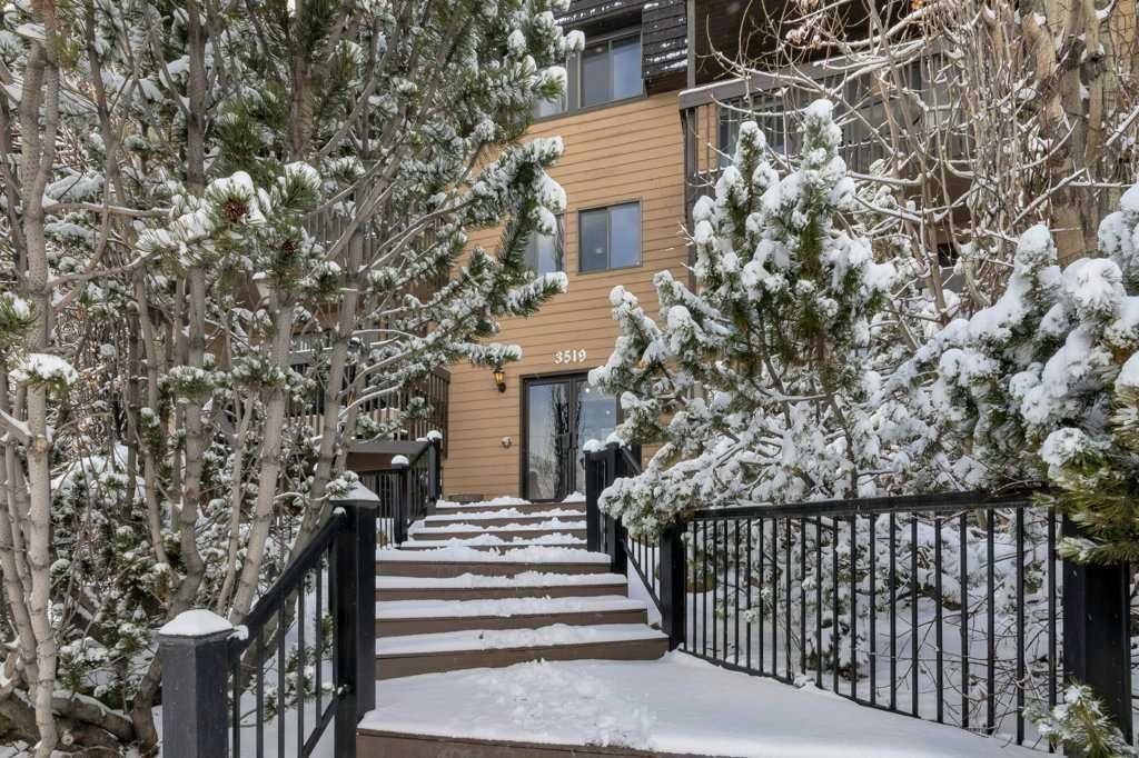 29, 3519 49 Street NW, Calgary — photo 2 of 49