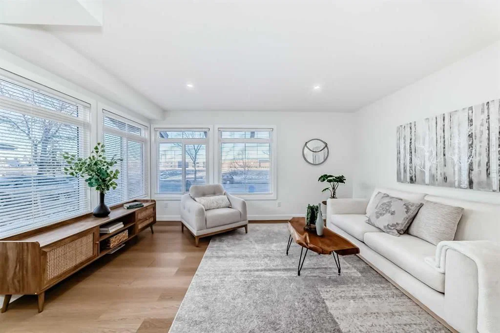 200 Falworth Way NE, Calgary — photo 2 of 48