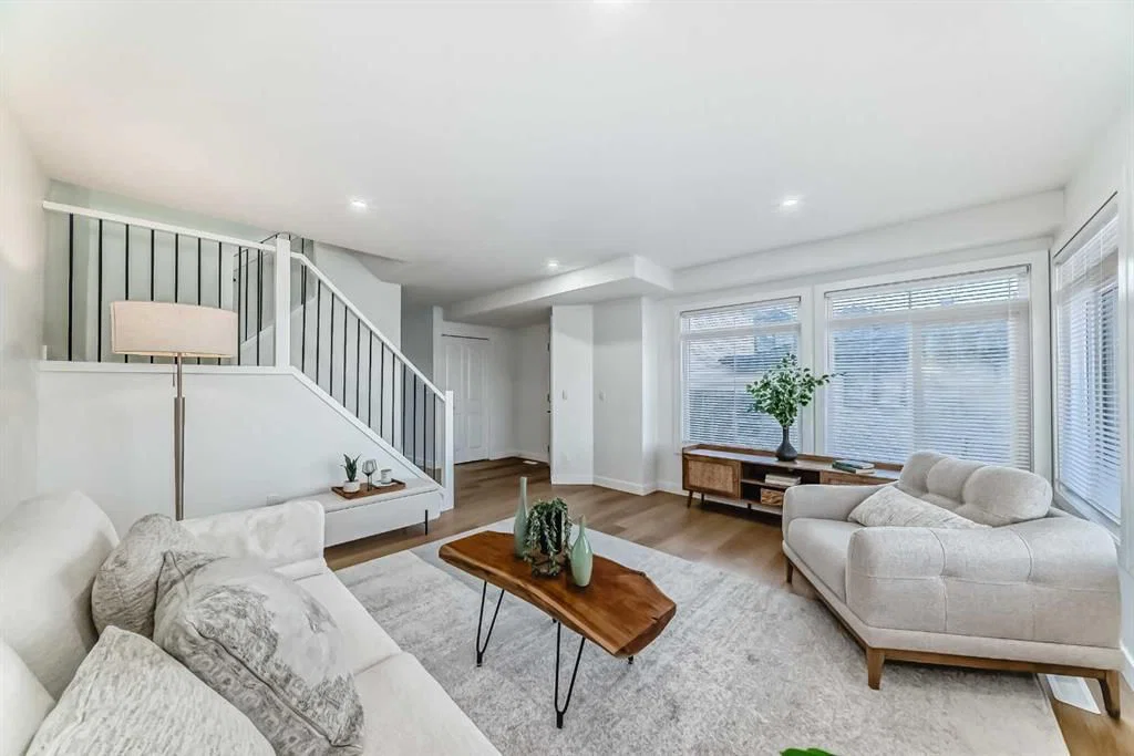 200 Falworth Way NE, Calgary — photo 3 of 48