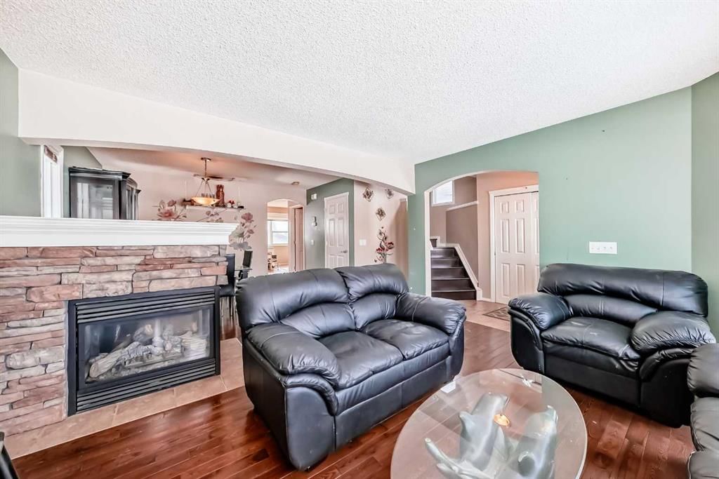 78 Taralea Manor NE, Calgary — photo 4 of 20