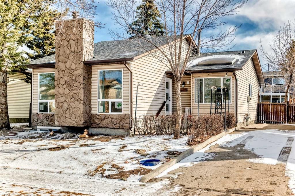 319 Whitefield Drive NE, Calgary — main listing photo