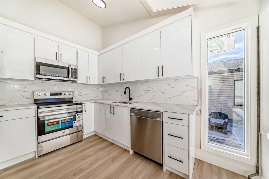 319 Whitefield Drive NE, Calgary — photo 5 of 45