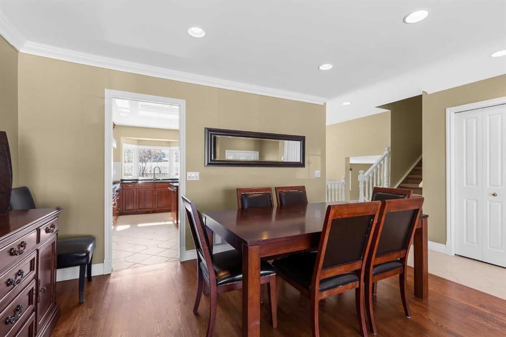 88 Bermondsey Way NW, Calgary — photo 4 of 46