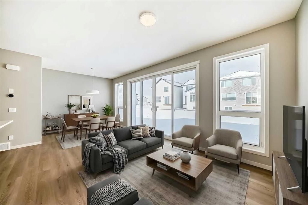 53 Bartlett Way SE, Calgary — photo 4 of 50