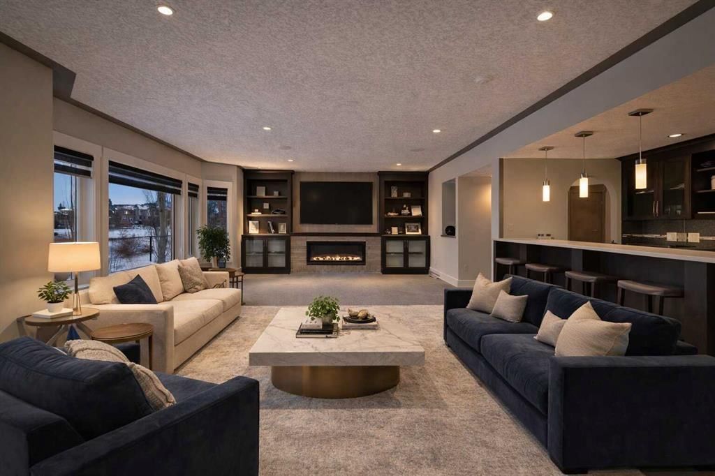 28 Panatella Manor NW, Calgary — photo 4 of 50