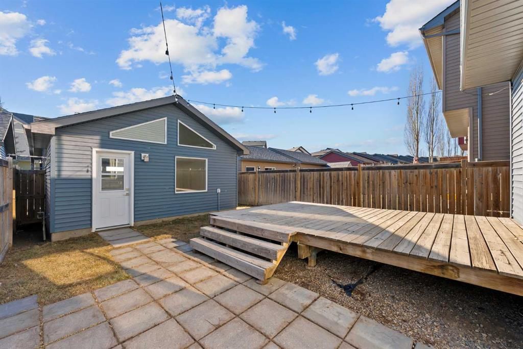 1082 Panatella Boulevard NW, Calgary — photo 3 of 42