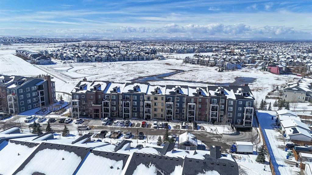 4311, 99 Copperstone Park, Calgary — photo 4 of 29