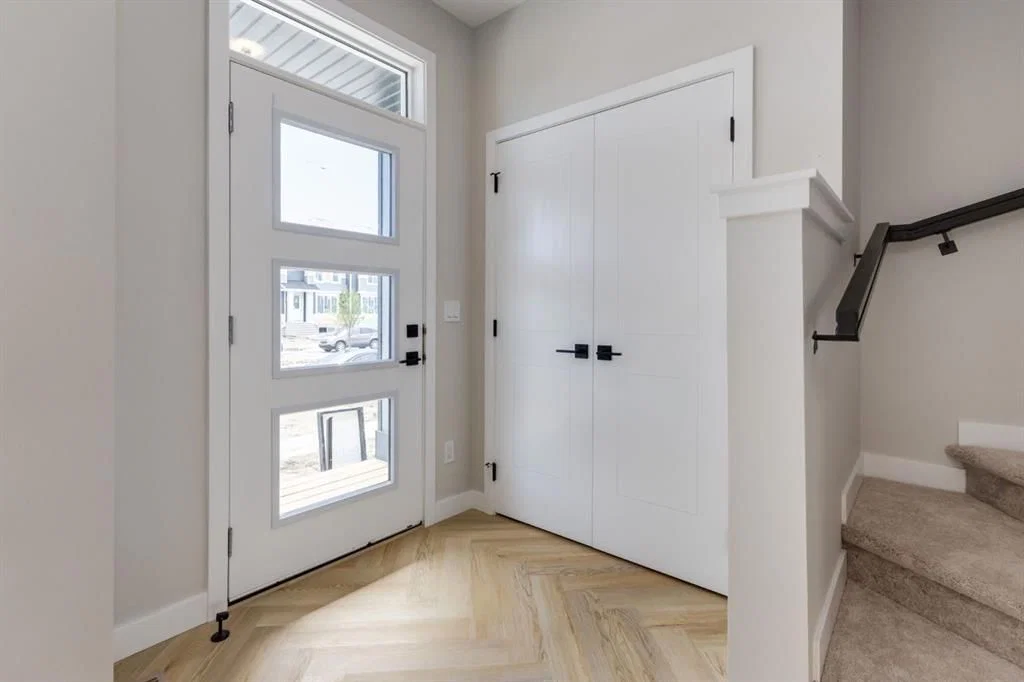 279 Sora Boulevard SE, Calgary — photo 2 of 44