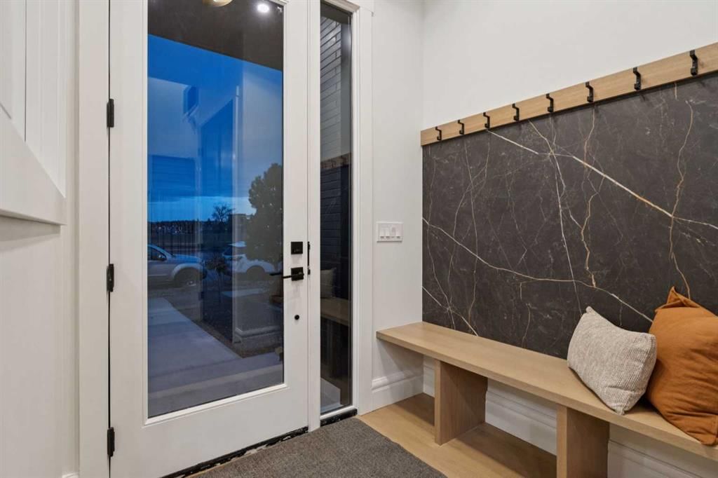 1740 6 Avenue NW, Calgary — photo 3 of 50