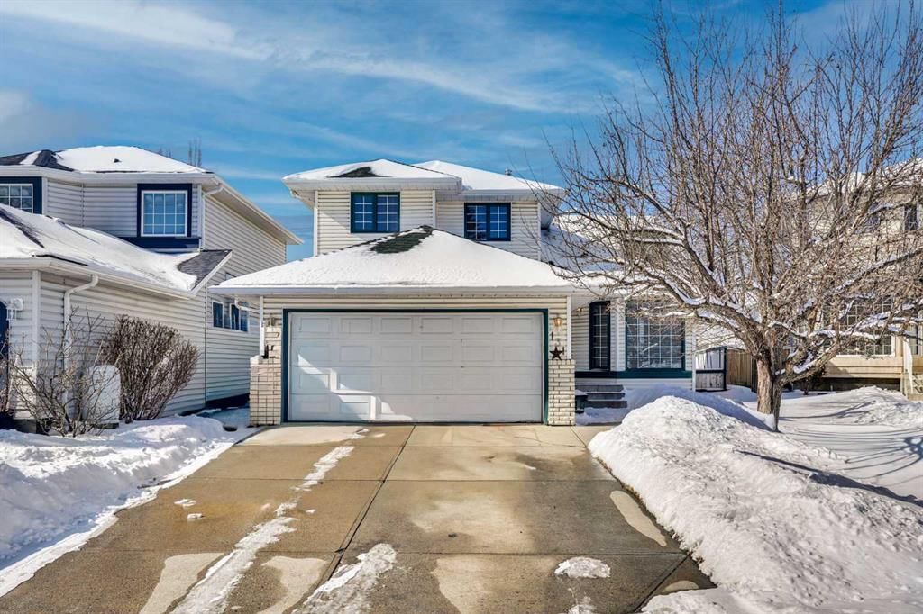 131 Hawkmount Green NW, Calgary — main listing photo