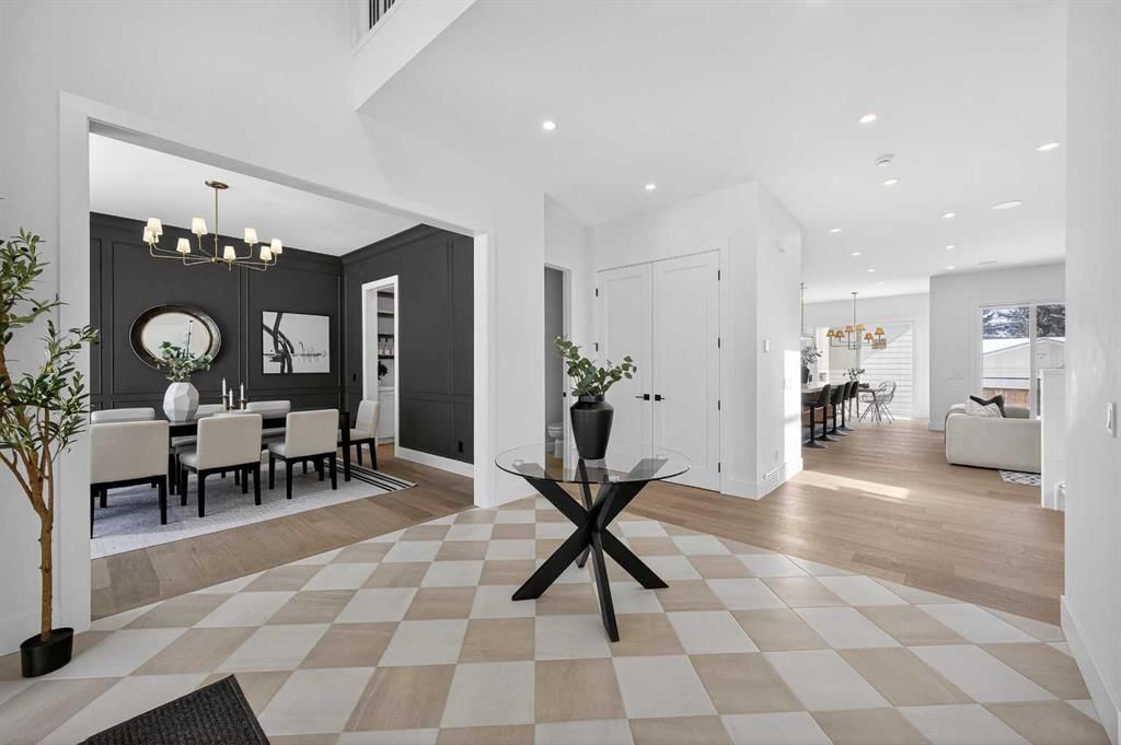 3112 Leduc Crescent SW, Calgary — photo 3 of 50