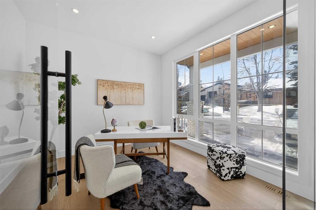 3112 Leduc Crescent SW, Calgary — photo 4 of 50