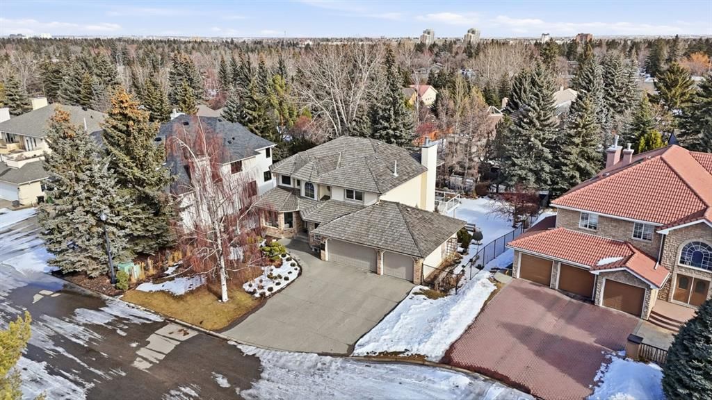 119 Pumpmeadow Place SW, Calgary — photo 5 of 48