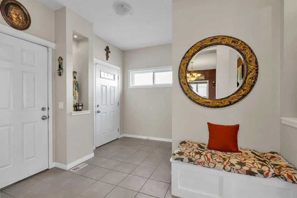 87 Panton Landing NW, Calgary — photo 5 of 49