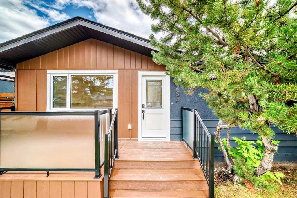 264 99 Avenue SE, Calgary — photo 3 of 50