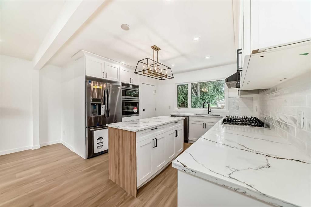 264 99 Avenue SE, Calgary — photo 4 of 50