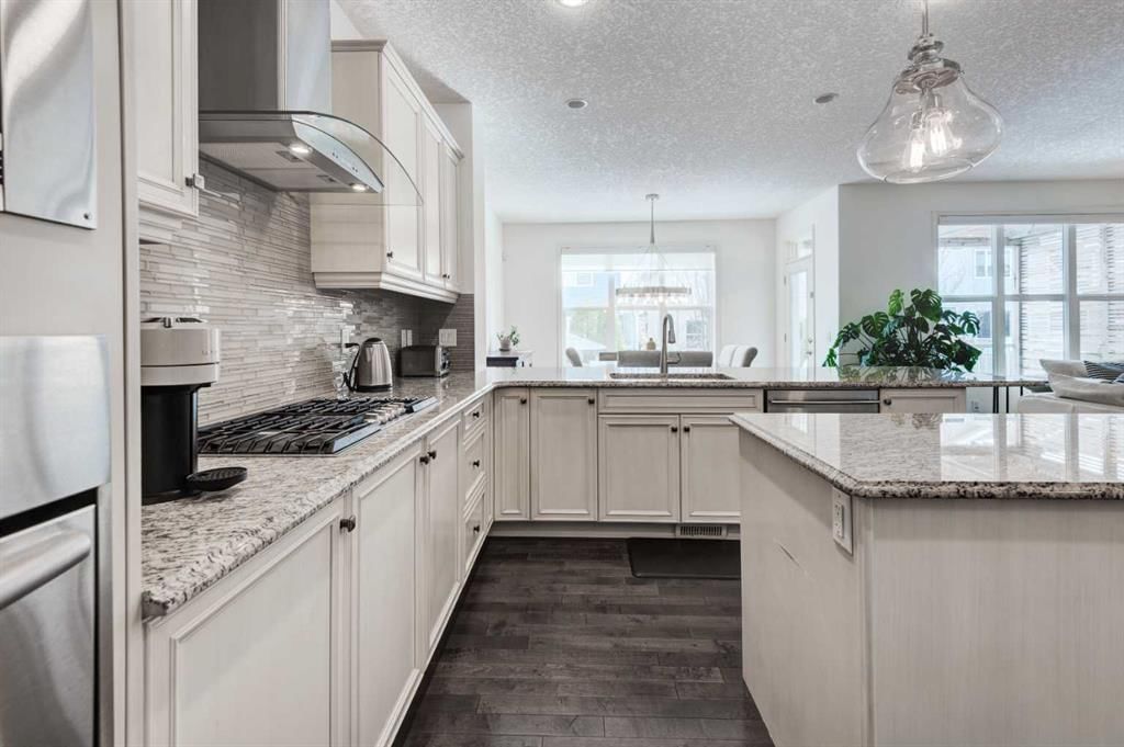 112 Auburn Springs Close SE, Calgary — photo 5 of 44