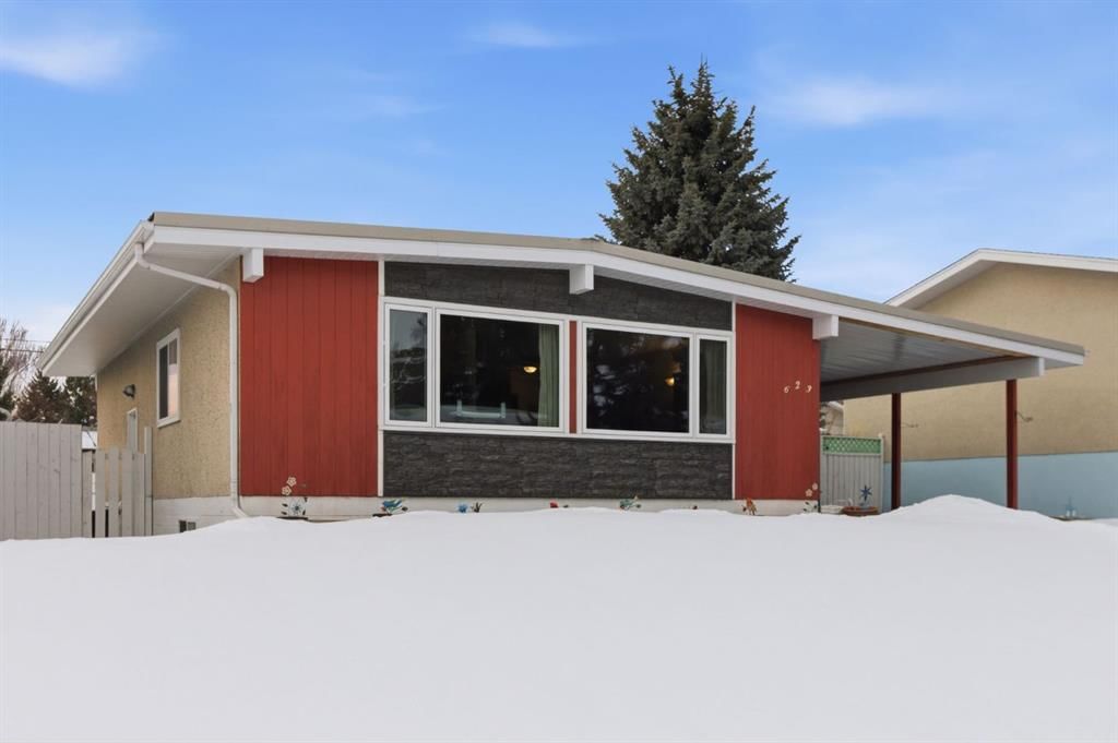 623 104 Avenue SW, Calgary — photo 2 of 39