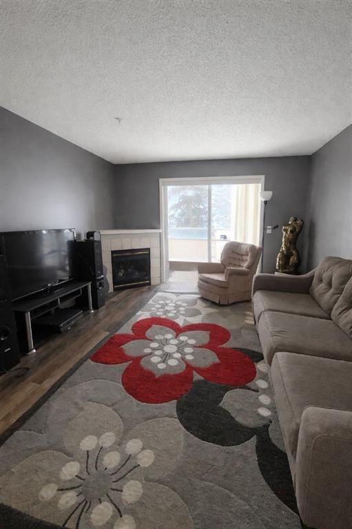 6202, 6000 Somervale Court SW, Calgary — photo 3 of 9