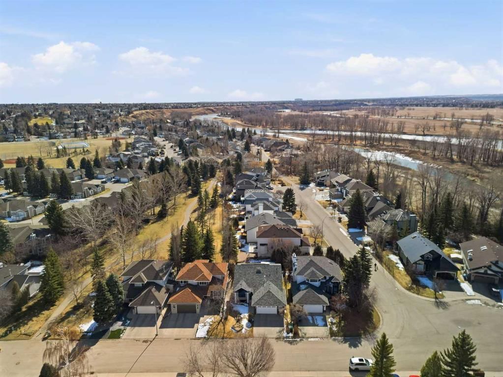 213 Douglasbank Mews SE, Calgary — photo 2 of 49