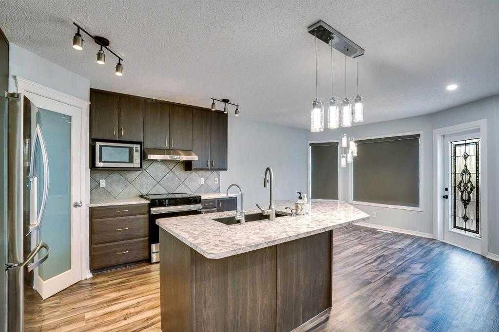 198 New Brighton Circle SE, Calgary — photo 2 of 46