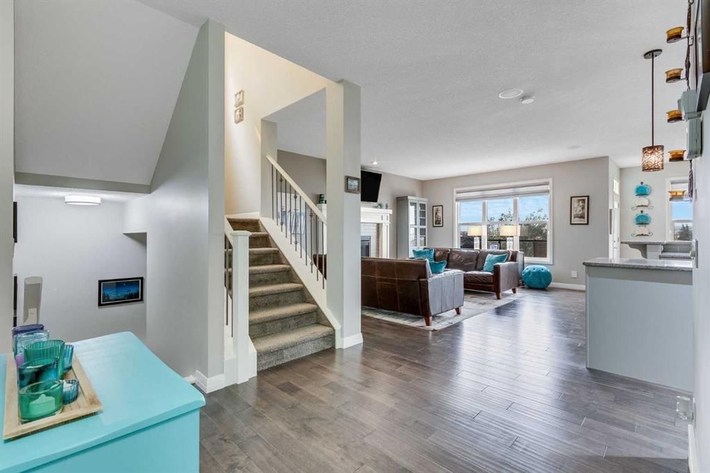 55 Sage Bluff Green NW, Calgary — photo 3 of 47