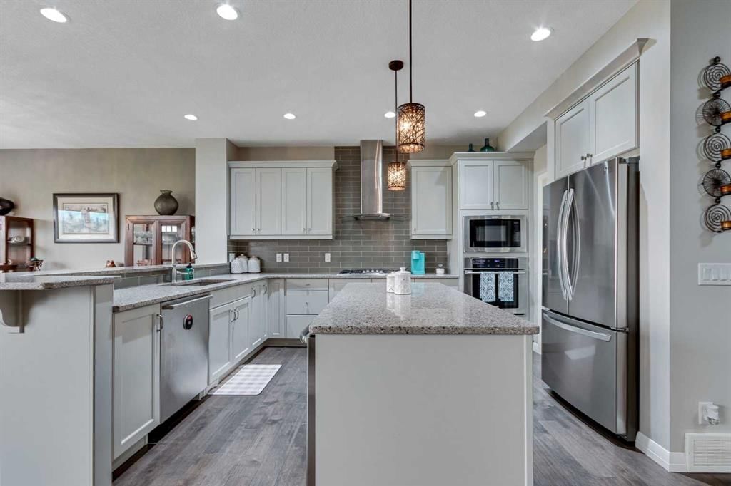 55 Sage Bluff Green NW, Calgary — photo 4 of 47