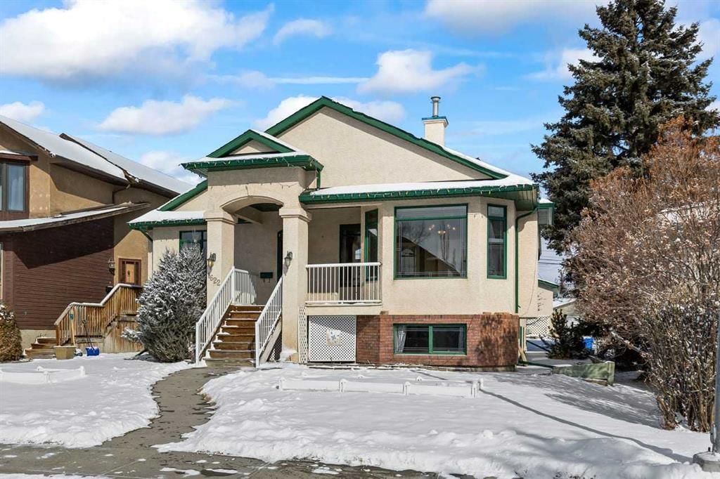 1622 23 Avenue NW, Calgary — photo 2 of 50