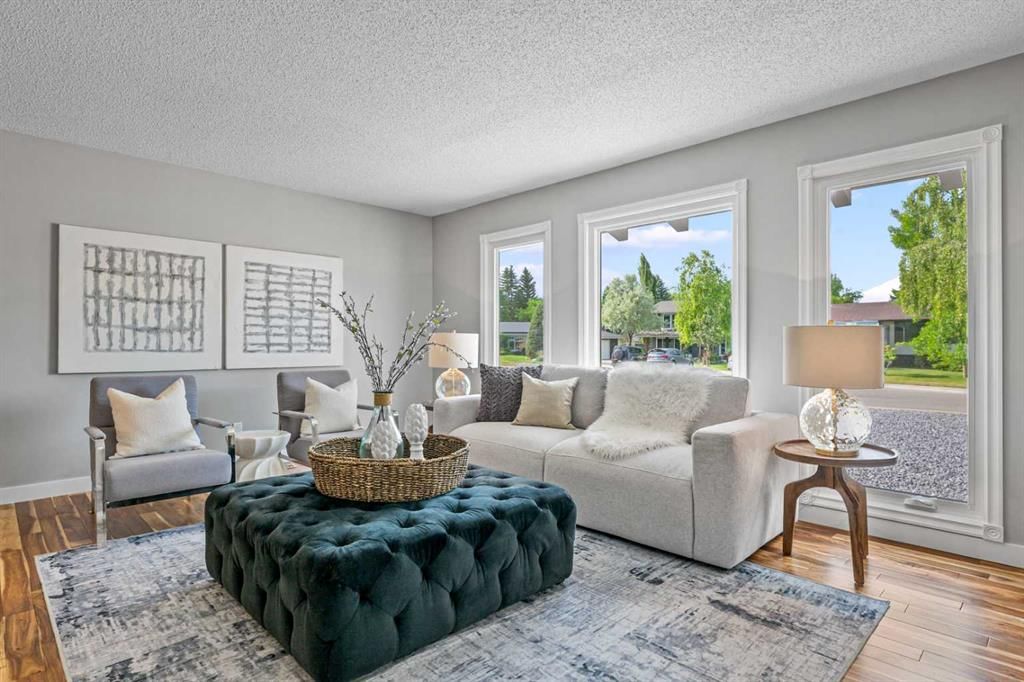 308 Parkridge Green SE, Calgary — main listing photo