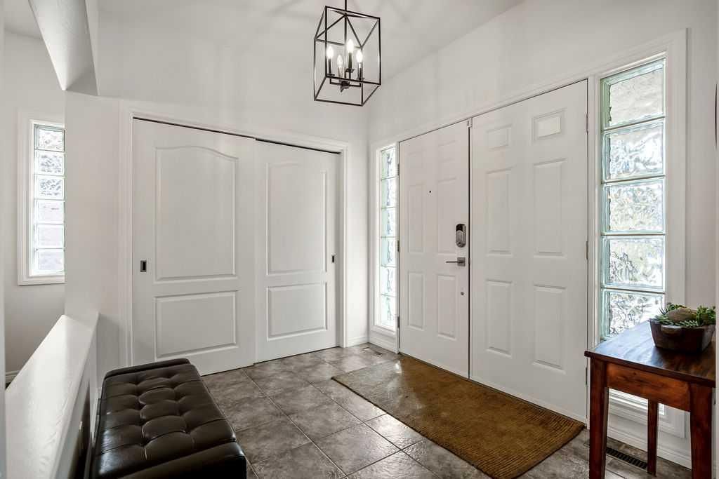 89 Evergreen Crescent SW, Calgary — photo 2 of 42
