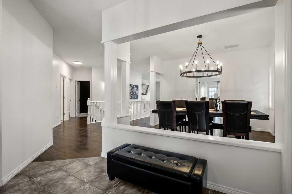 89 Evergreen Crescent SW, Calgary — photo 3 of 42