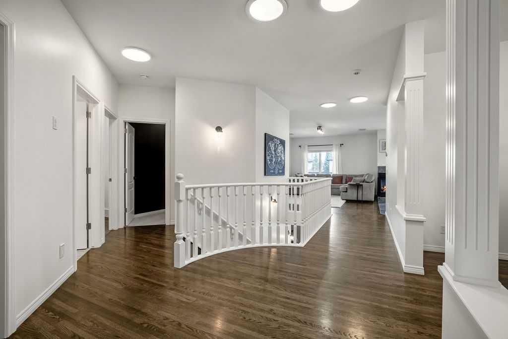 89 Evergreen Crescent SW, Calgary — photo 4 of 42