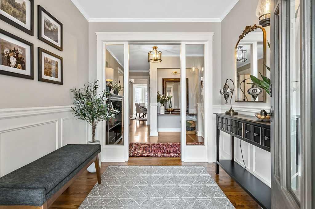 143 Parkview Green SE, Calgary — photo 3 of 50