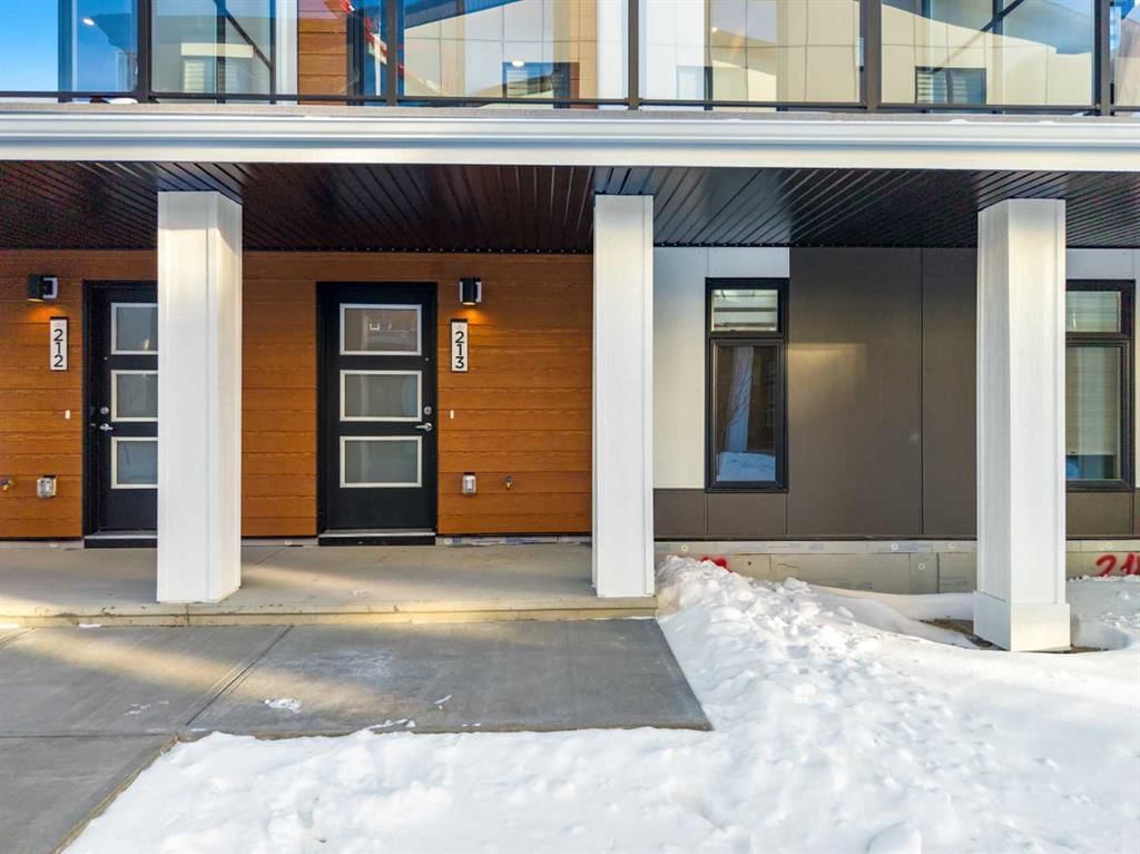 213, 8235 8 Avenue SW, Calgary — photo 2 of 50