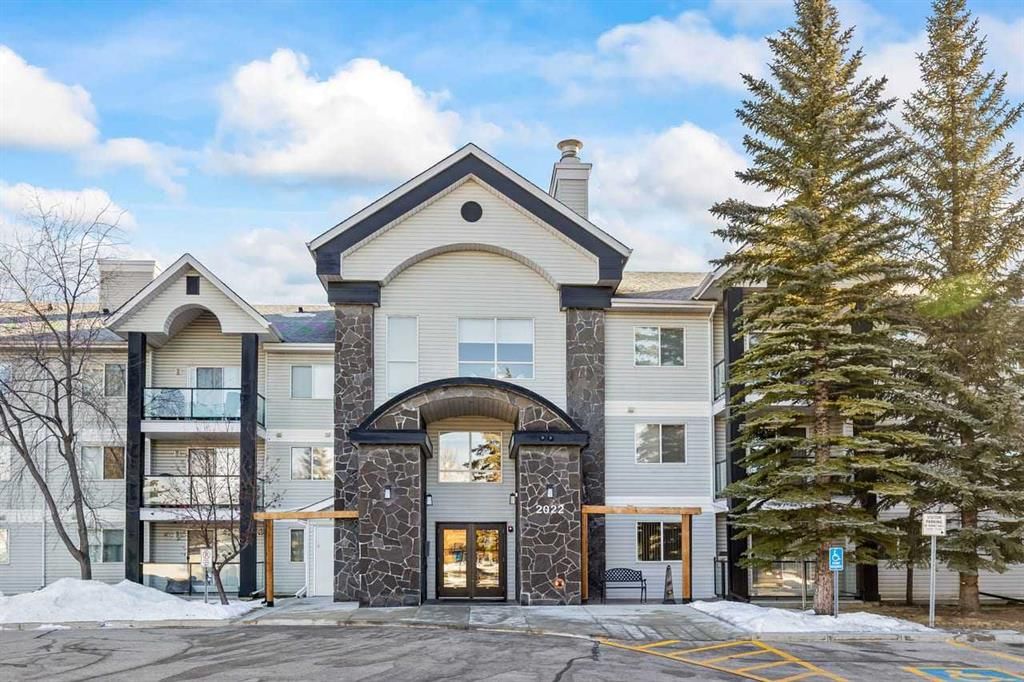 304, 2022 Canyon Meadows Drive SE, Calgary — main listing photo