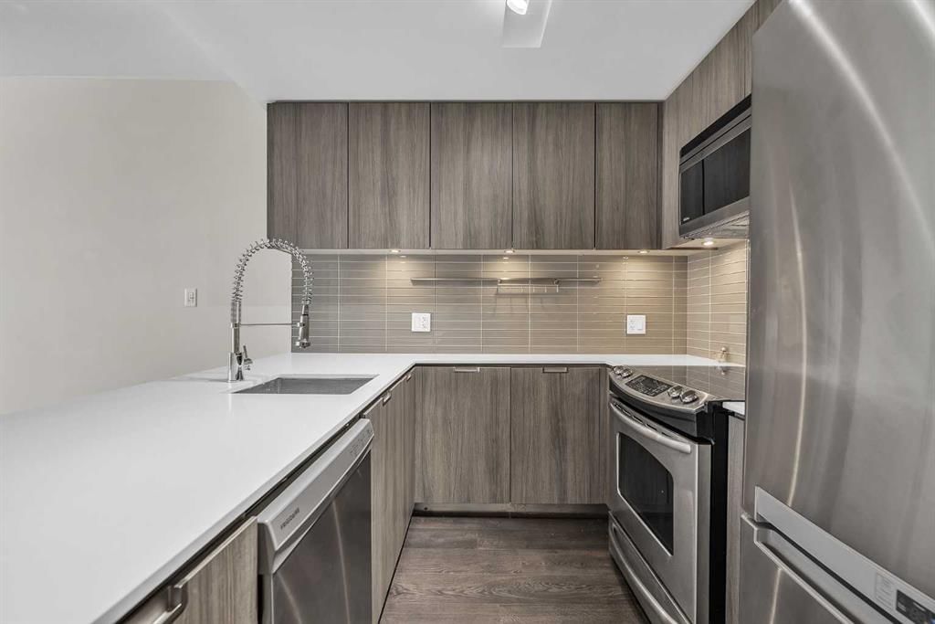 815, 626 14 Avenue SW, Calgary — photo 4 of 32