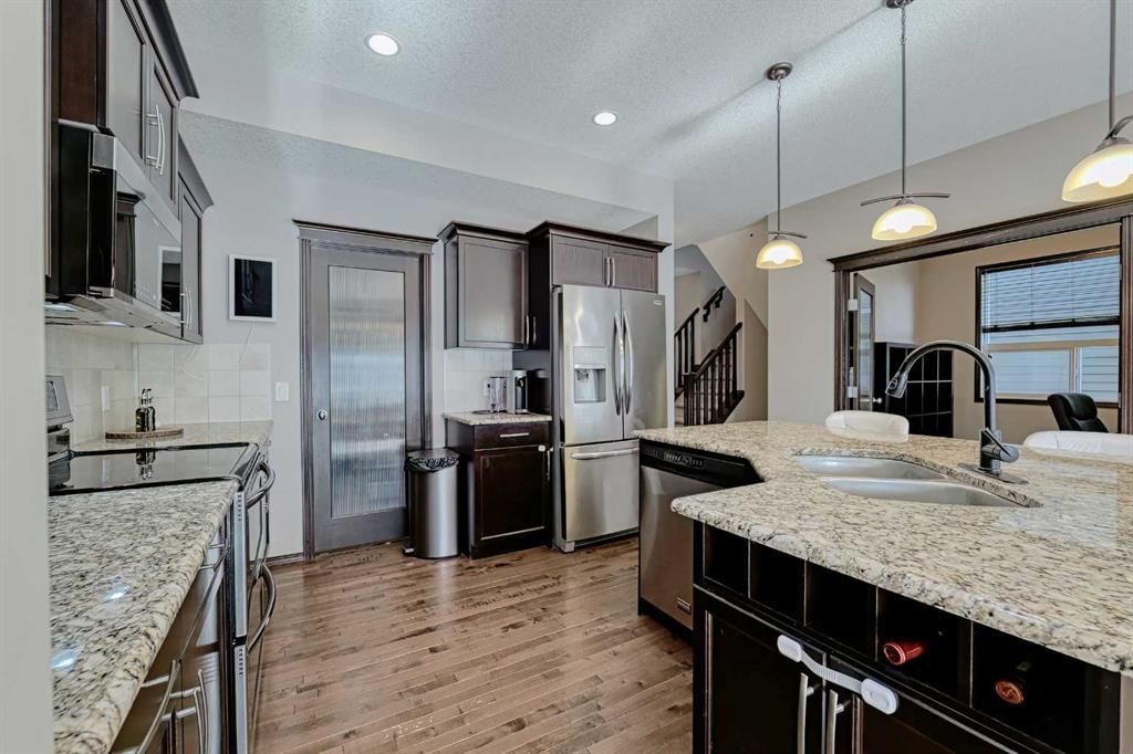 133 Evanspark Circle NW, Calgary — photo 3 of 47