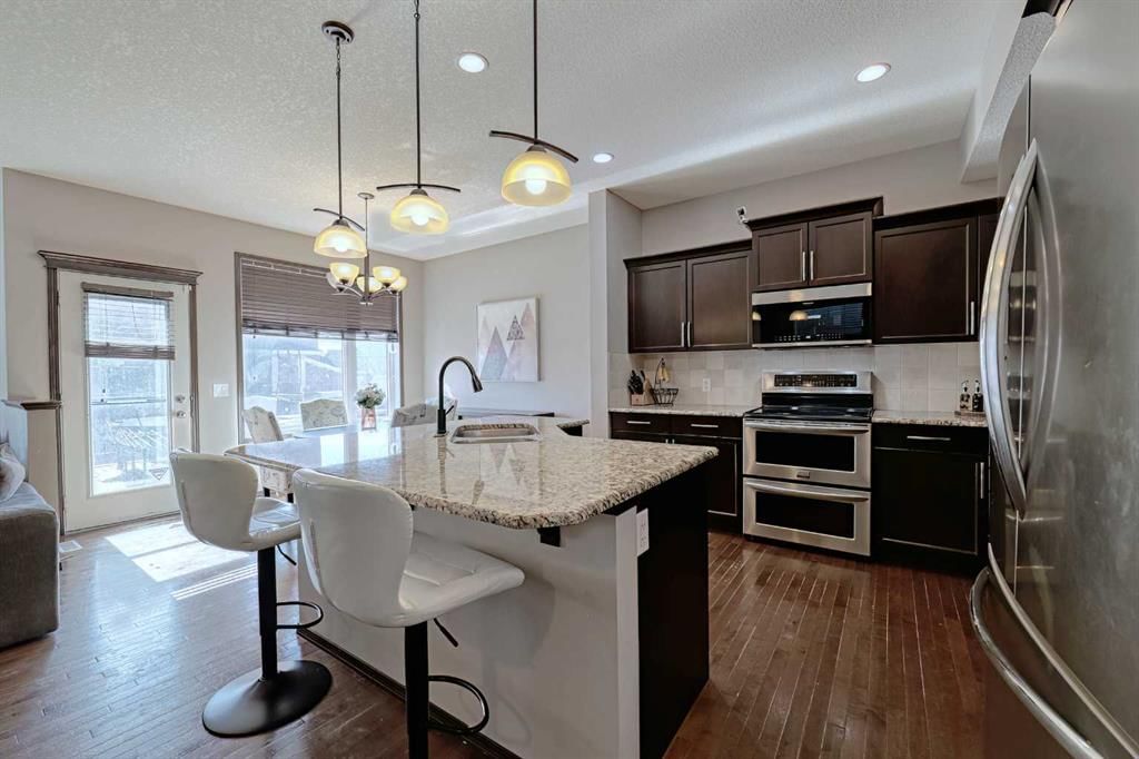 133 Evanspark Circle NW, Calgary — photo 4 of 47