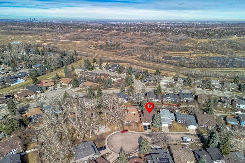 119 Sunmount Place SE, Calgary — main listing photo