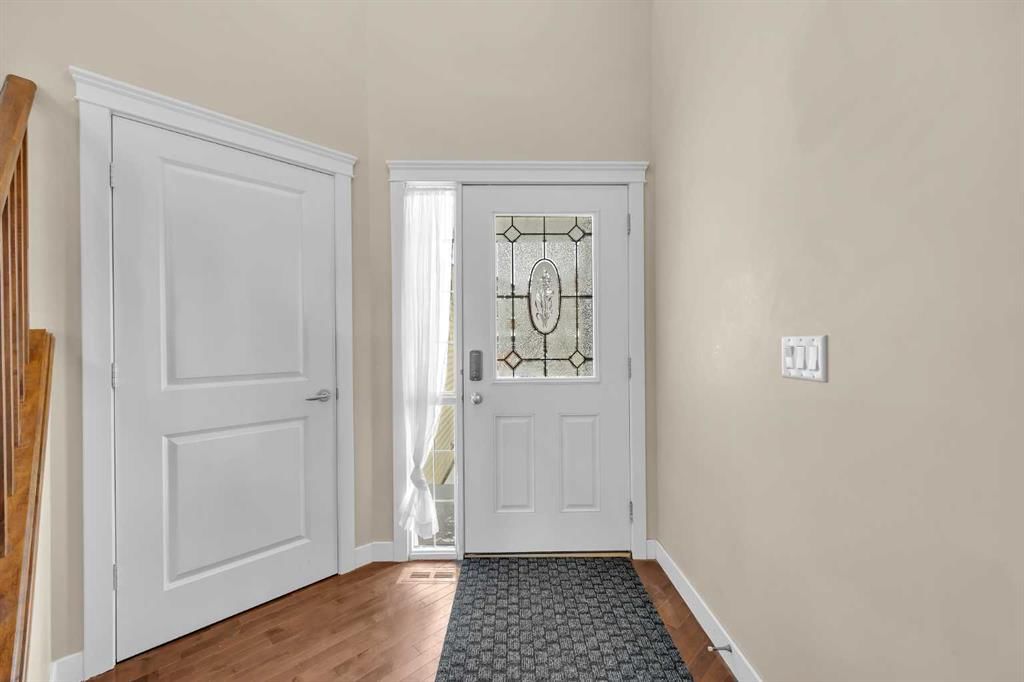 254 Autumn Circle SE, Calgary — photo 3 of 50