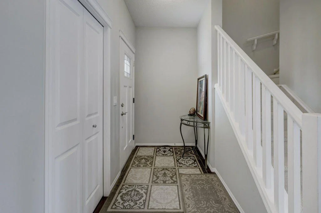 136 Chaparral Valley Terrace SE, Calgary — photo 5 of 32