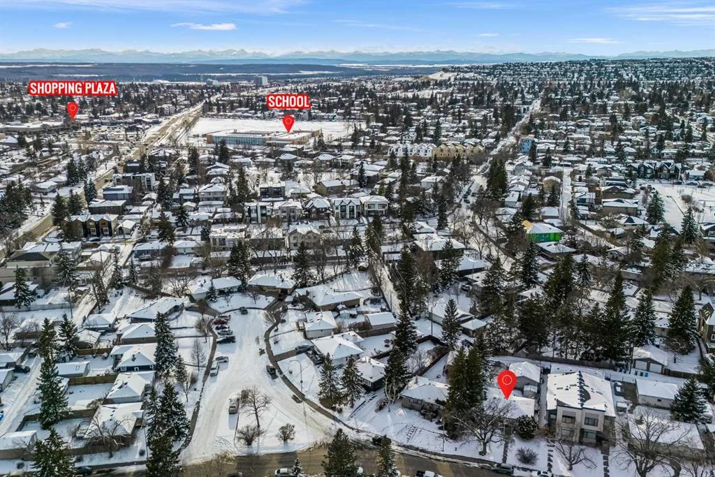 3131 33 Street SW, Calgary — photo 2 of 14