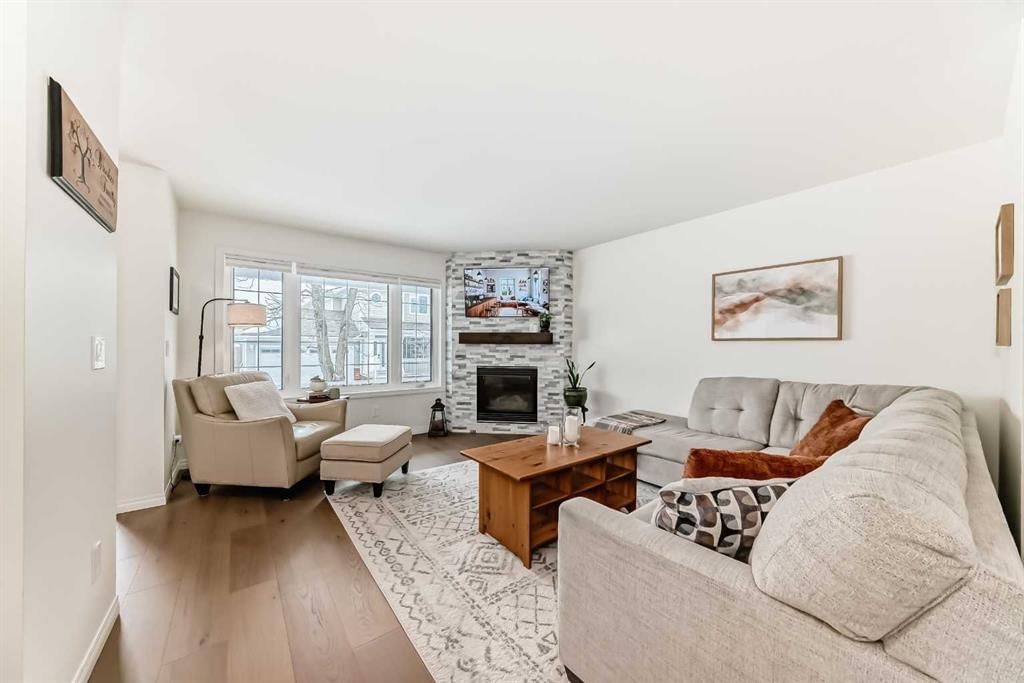 63 Sierra Morena Gardens SW, Calgary — photo 5 of 41