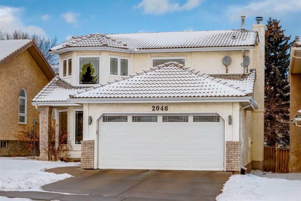2048 Sirocco Drive SW, Calgary — photo 2 of 30