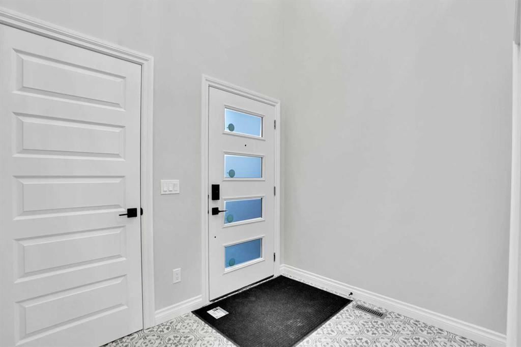 71 Homestead Circle NE, Calgary — photo 3 of 50
